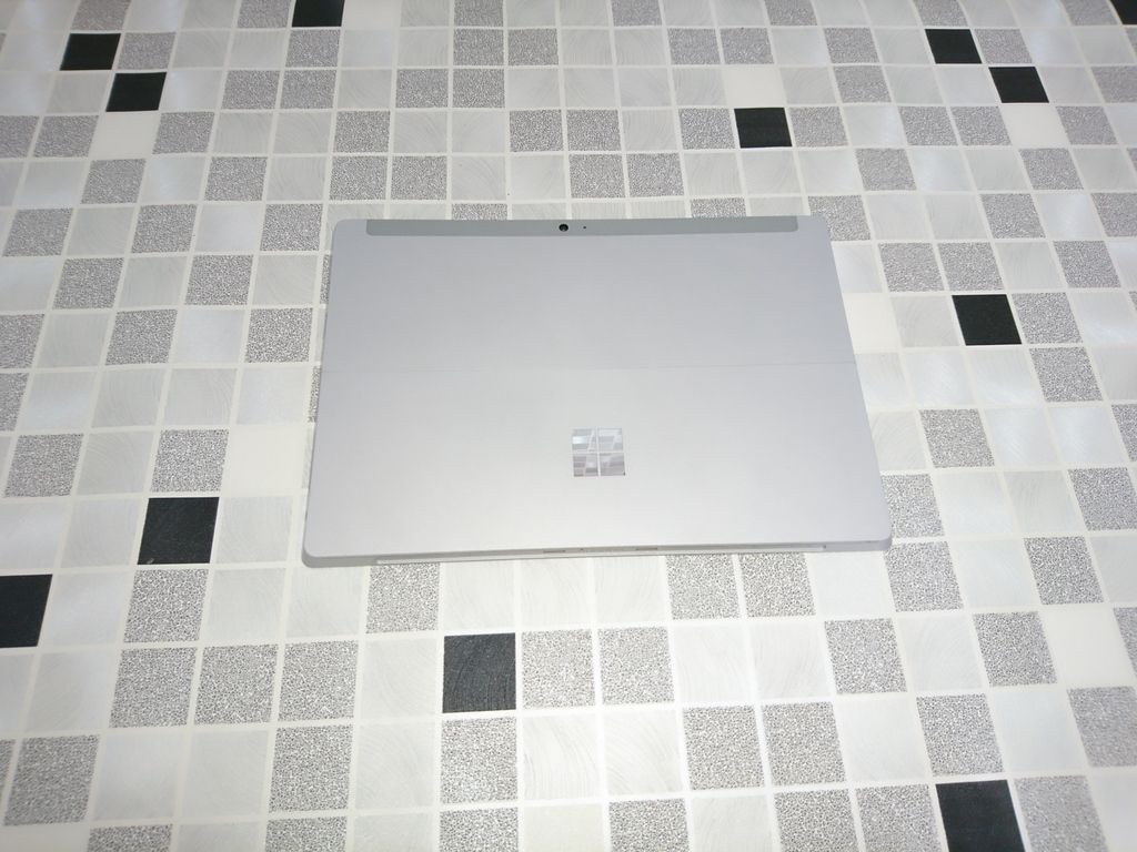 Surface 3 mới tinh như ngọc trinh - 3