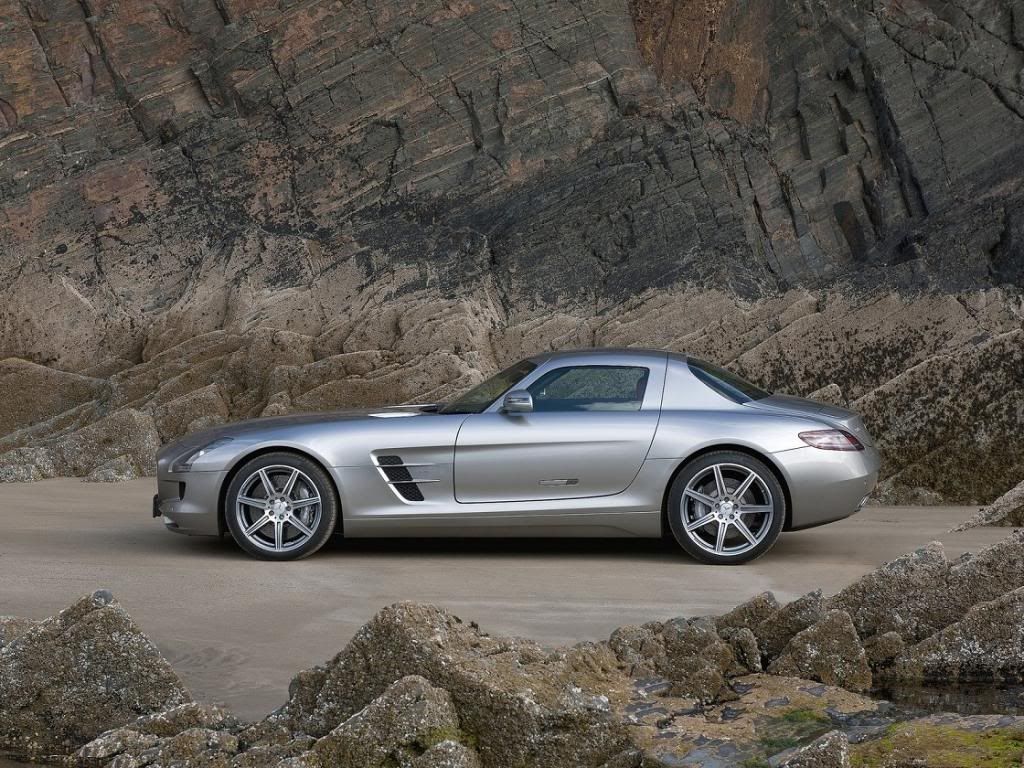 Mercedes Benz SLS AMG 2014